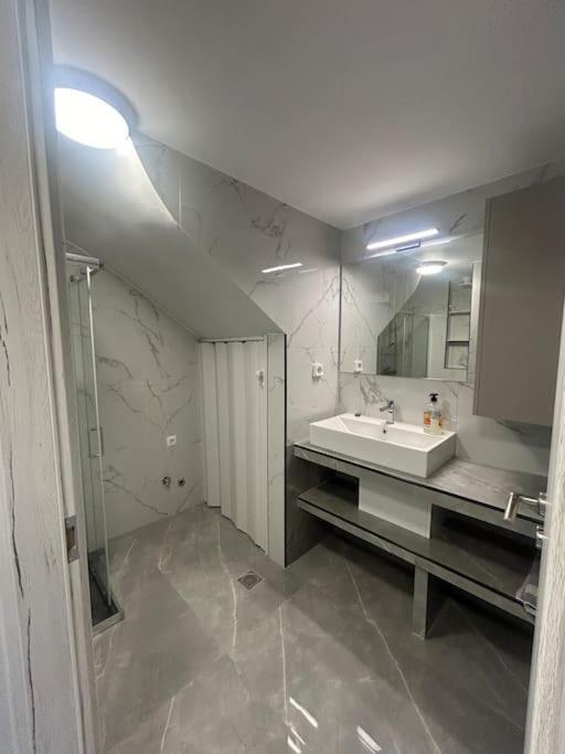 Luxury Apt 5Min To Metro Nikaia พีเรียส ภายนอก รูปภาพ